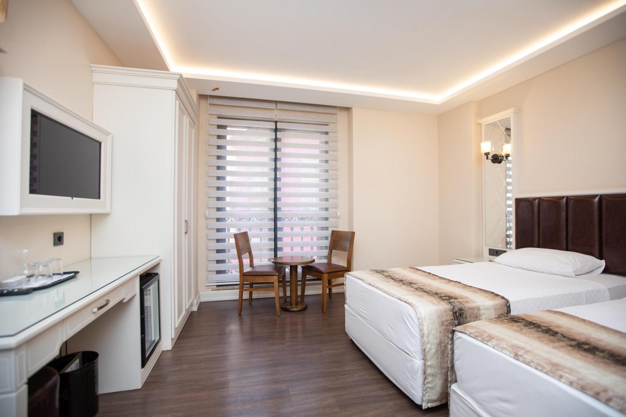 Prag Hotel Istambul Exterior foto
